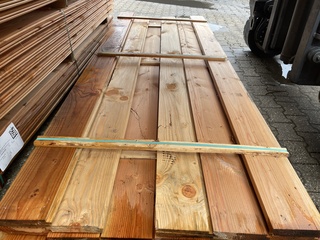 Ca. 50x Douglas zweeds rabat, 26x190mm, lengte 300cm